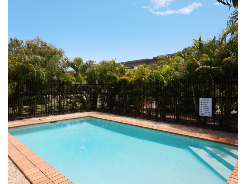 13/6 Canton Court, Manly West QLD 4179