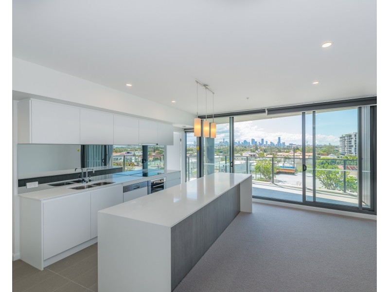 11703/300 Old Cleveland Road, Coorparoo QLD 4151