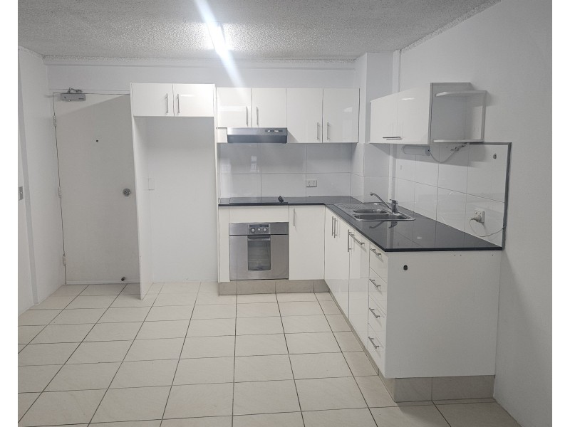 404/2 Barney Street, Southport QLD 4215