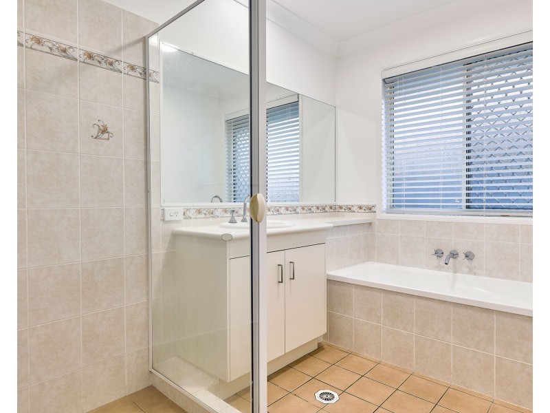 7 Molluca Place, Tingalpa QLD 4173