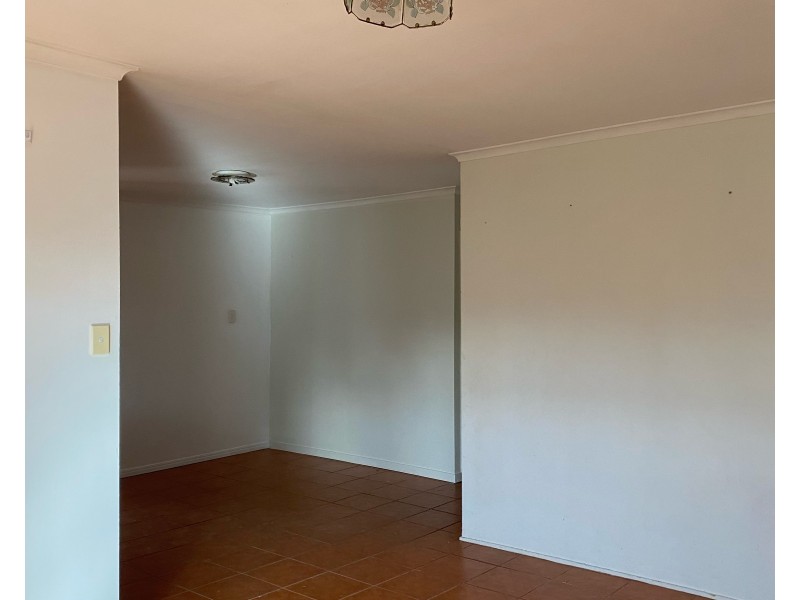 1/8 Clara Street, Logan Central QLD 4114