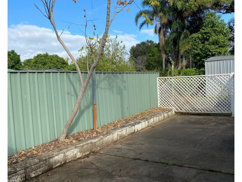 1/8 Clara Street, Logan Central QLD 4114