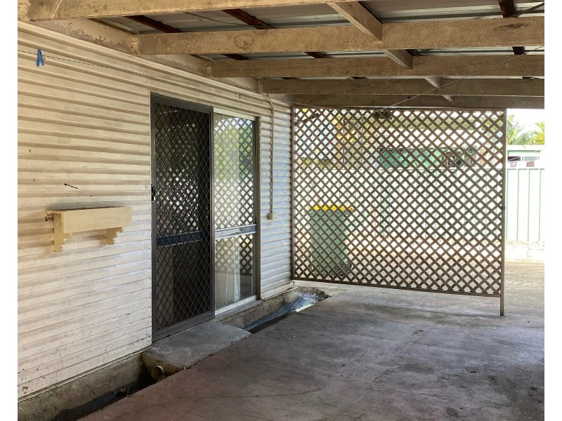 1/8 Clara Street, Logan Central QLD 4114