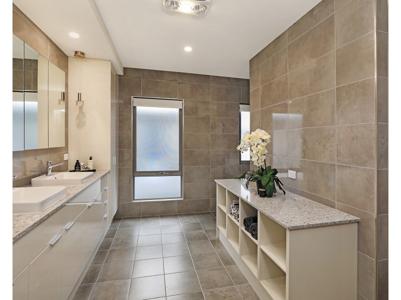 83/96 Village Way, Little Mountain QLD 4551