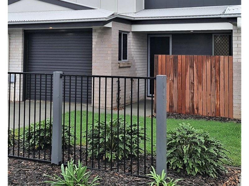 2/8 Casey Street, Caboolture South QLD 4510