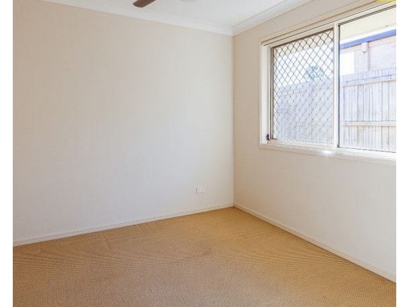 10 Shelley Avenue, Mount Warren Park QLD 4207