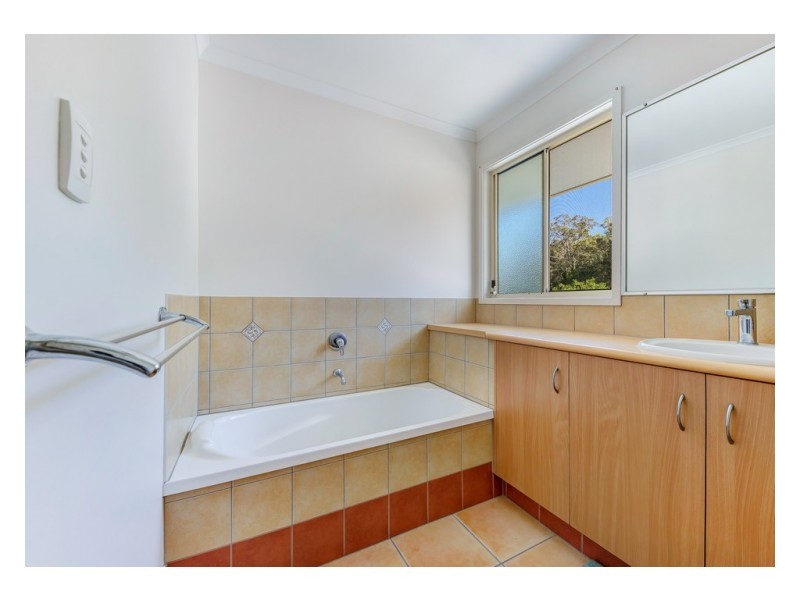 2/9 Lomandra Drive, Currimundi QLD 4551