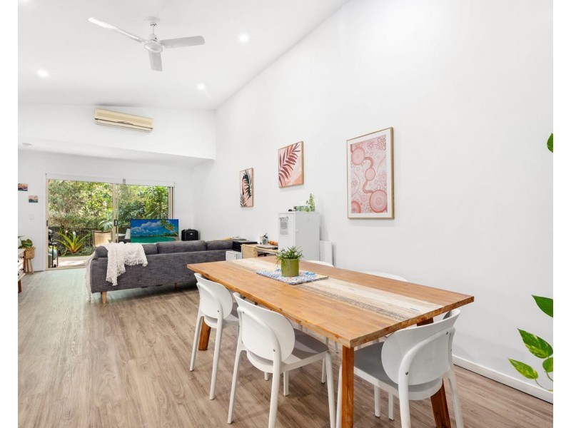 2/9 Lomandra Drive, Currimundi QLD 4551