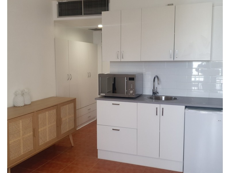 612/2 Barney Street, Southport QLD 4215