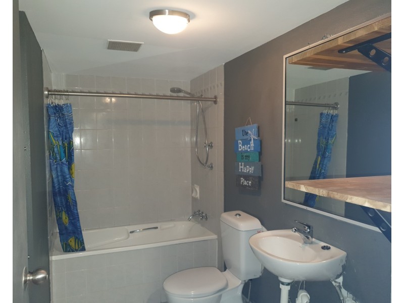 612/2 Barney Street, Southport QLD 4215