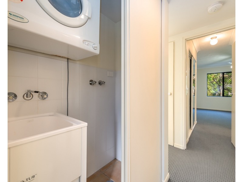 6/4 Mawarra St, Palm Beach QLD 4221