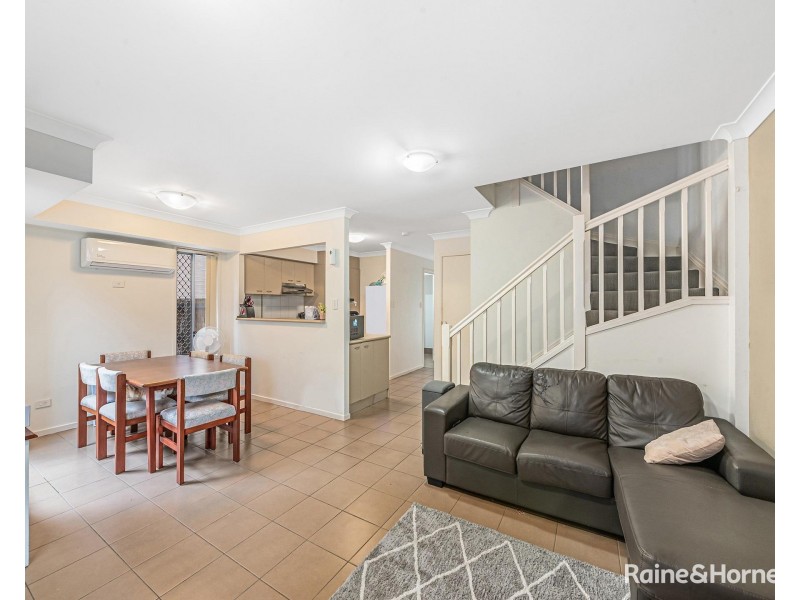 25 / 6 – 32 University Drive, Meadowbrook QLD 4131