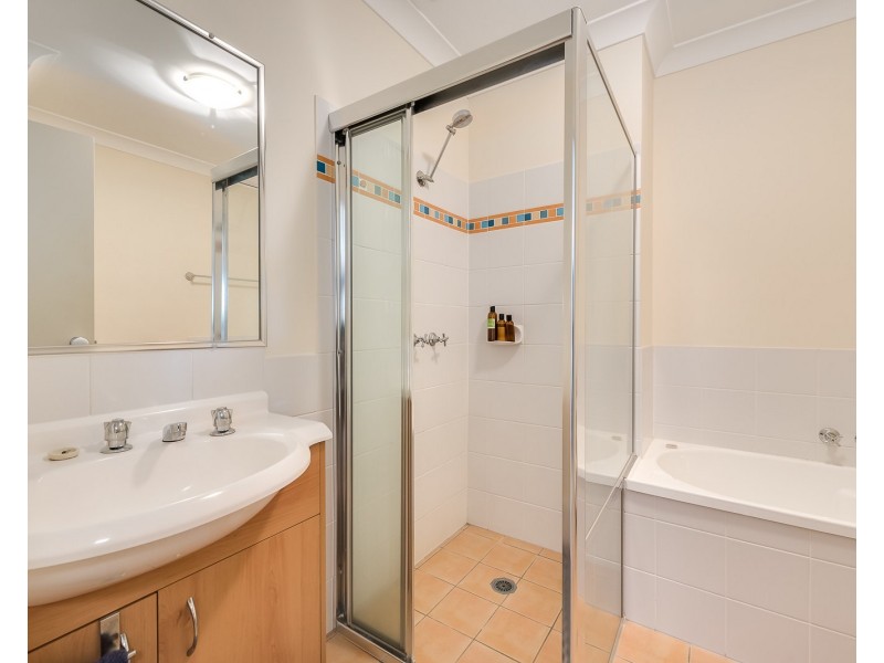 17/4 Mawarra St, Palm Beach QLD 4221