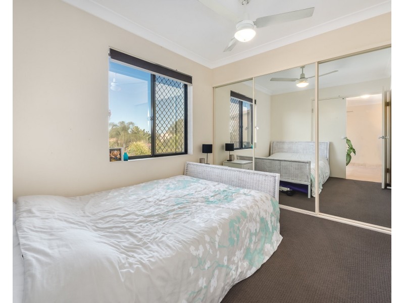 17/4 Mawarra St, Palm Beach QLD 4221