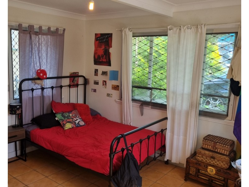 2/80 Mein St, Scarborough QLD 4020