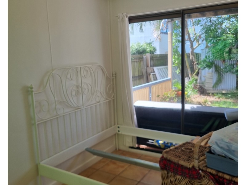 2/80 Mein St, Scarborough QLD 4020