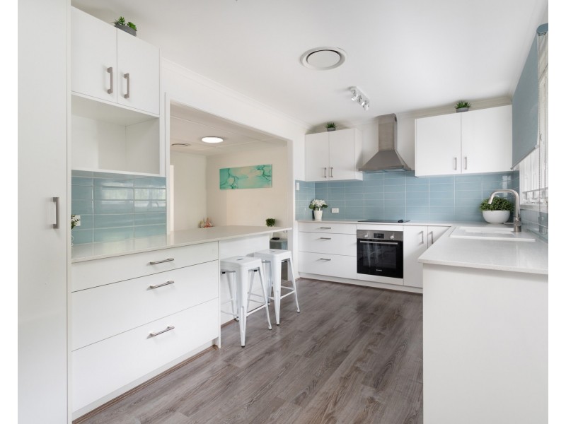 1524 Creek Road, Carina QLD 4152