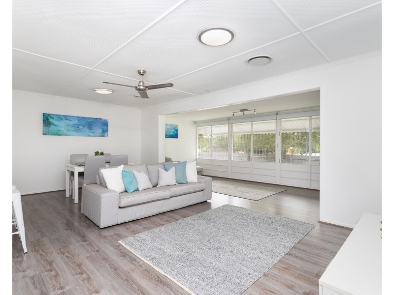 1524 Creek Road, Carina QLD 4152