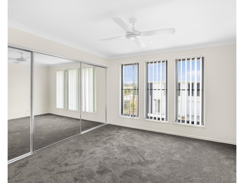 67/188 Gainsborough Drive, Pimpama QLD 4209