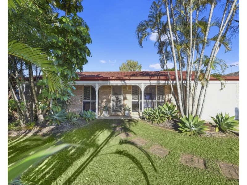92 Allison Drive, Kallangur QLD 4503
