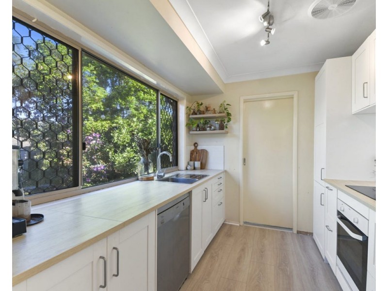 92 Allison Drive, Kallangur QLD 4503