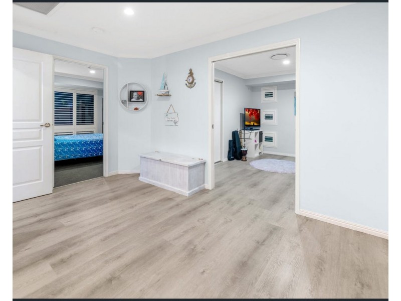1 Bakara Lane, Upper Coomera QLD 4209