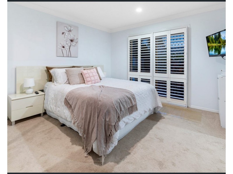 1 Bakara Lane, Upper Coomera QLD 4209