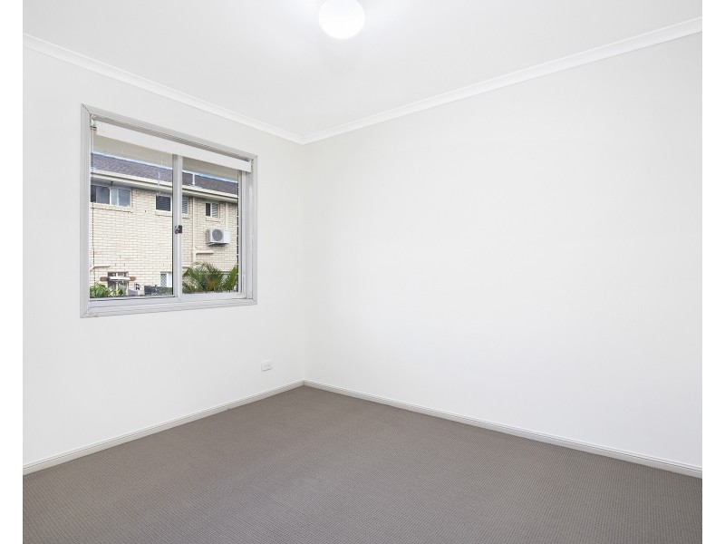 11/15 Vitko Street, Woodridge QLD 4114