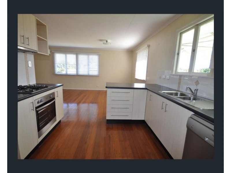 20 Lithgow Street, Wynnum QLD 4178