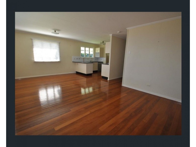 20 Lithgow Street, Wynnum QLD 4178