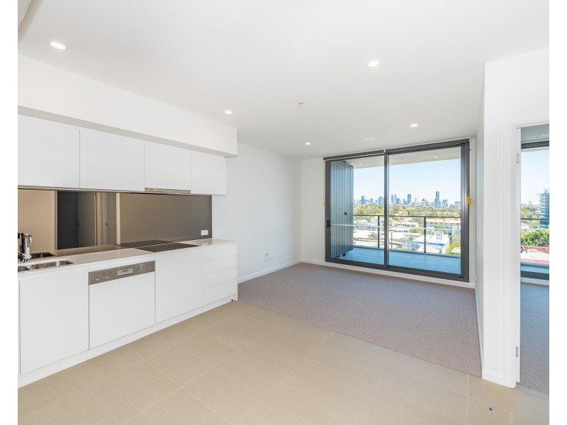 20902/300 Old Cleveland Rd, Coorparoo QLD 4151