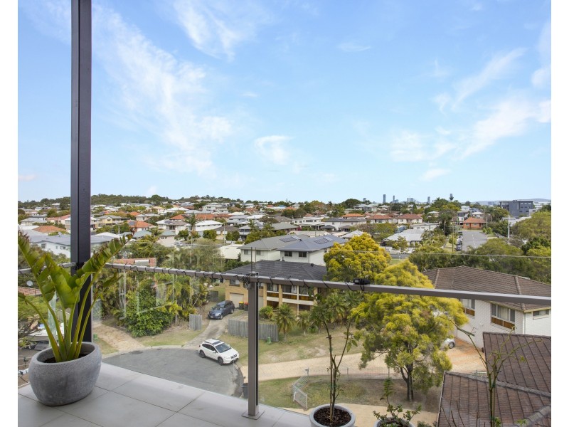 24/1049 Wynnum Road, Cannon Hill QLD 4170
