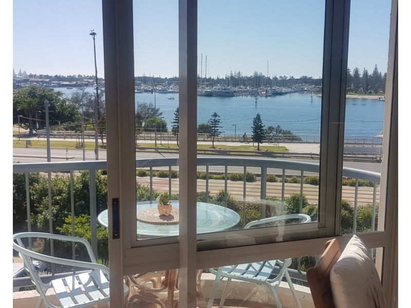 516/2 Barney, Southport QLD 4215