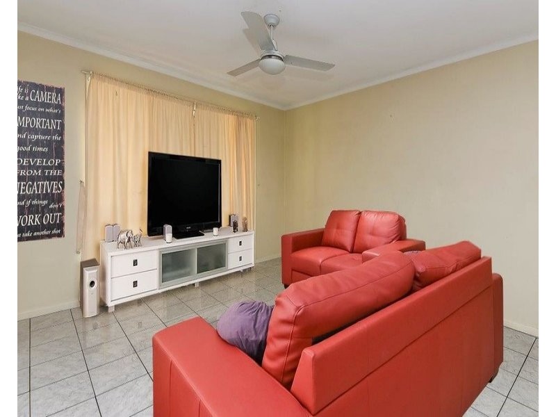 13 Ryan Street, Loganlea QLD 4131