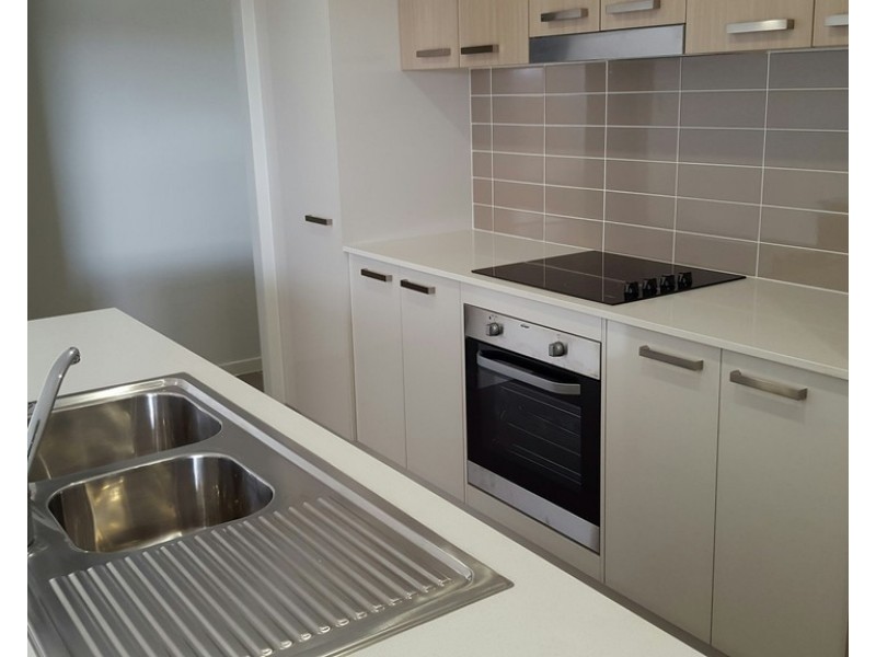 1 Tasker Street, Yarrabilba QLD 4207
