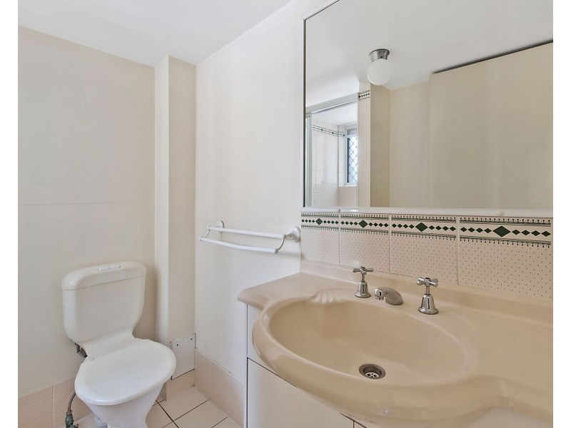 2/15 Franklin Street, Kelvin Grove QLD 4059