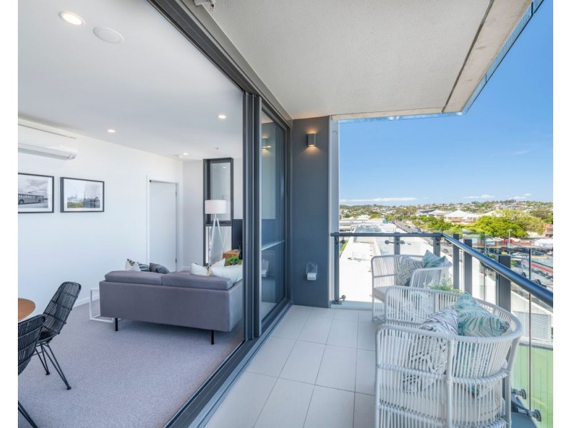 30805/300 OLD CLEVELAND ROAD, Coorparoo QLD 4151