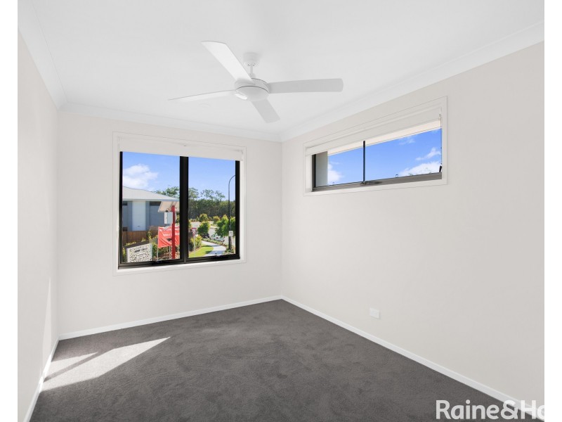 57/188 Gainsborough Drive, Pimpama QLD 4209