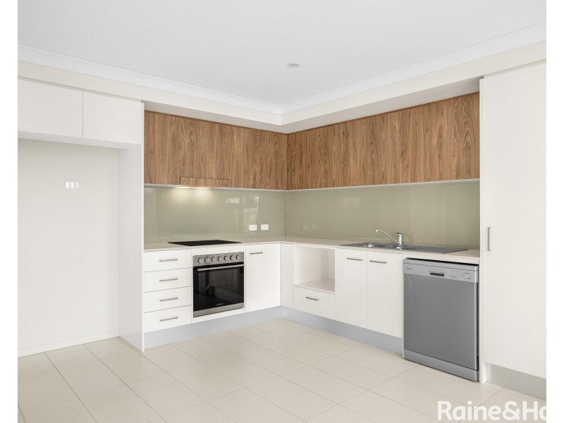 57/188 Gainsborough Drive, Pimpama QLD 4209