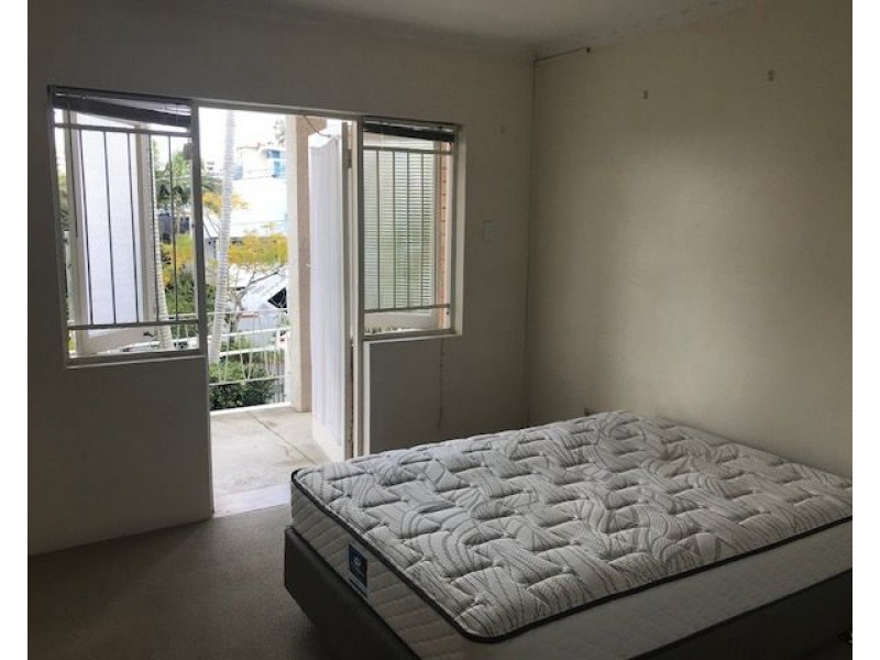 4/24 Hazlewood Street, New Farm QLD 4005