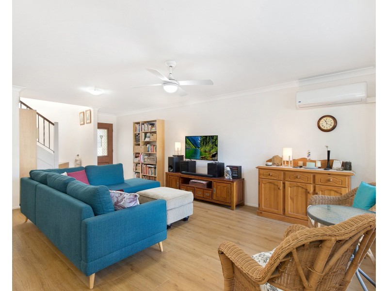 2 Concord Circuit, Robina QLD 4226