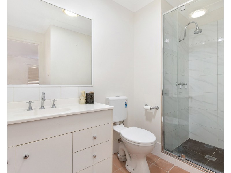 2 Concord Circuit, Robina QLD 4226