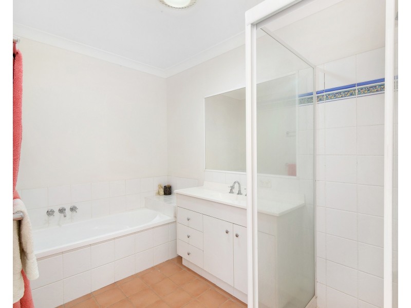 2 Concord Circuit, Robina QLD 4226