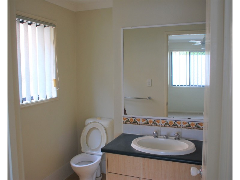 8 Diamond Place, Runcorn QLD 4113