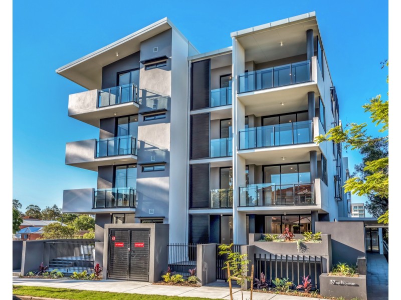 8/37 Norman Drive, Chermside QLD 4032
