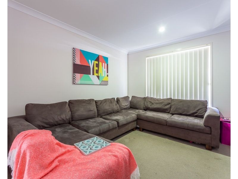 18 Tenielle Street, Boronia Heights QLD 4124