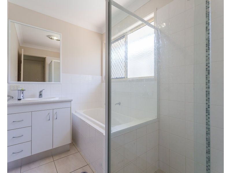 18 Tenielle Street, Boronia Heights QLD 4124