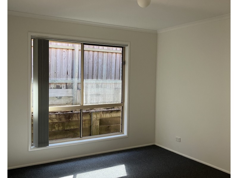 11 Summit Terrace, Forest Lake QLD 4078