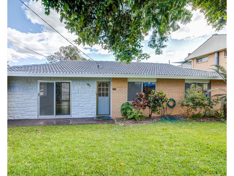 53 Regent Street, Wynnum West QLD 4178