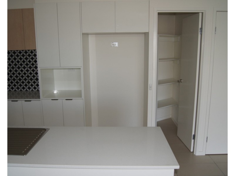 19 Talbot Street, Coorparoo QLD 4151